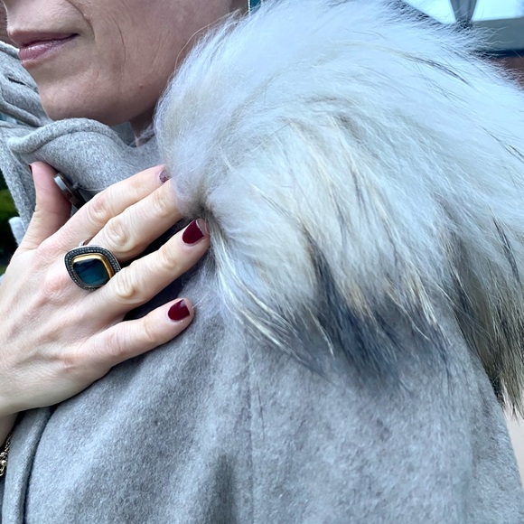 Schneider’s of Salzburg NWT wool cape with fur trim hood! - Picture 5 of 16